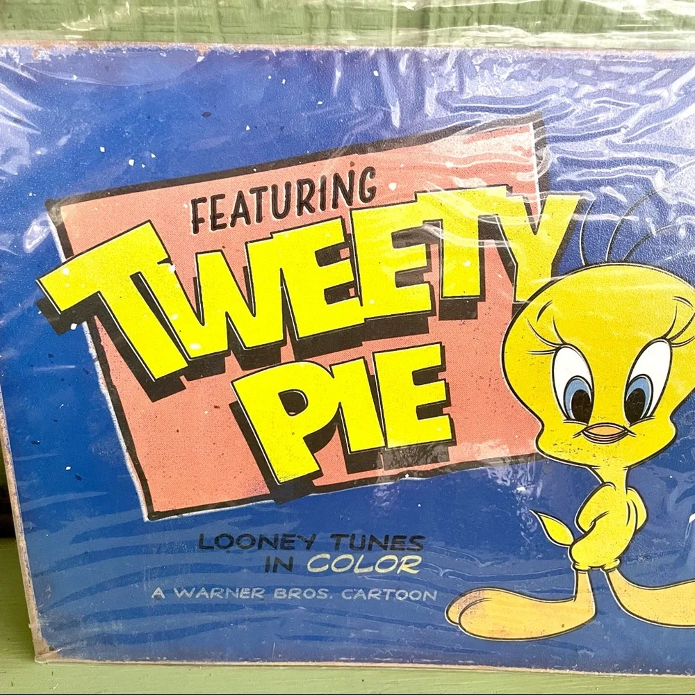 NEW Tweety Pie Metal Sign